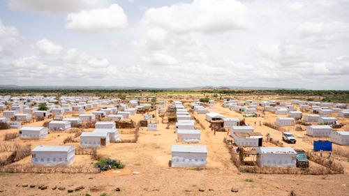 Flyktingbostäder på gränsen mellan Tchad och Sudan.