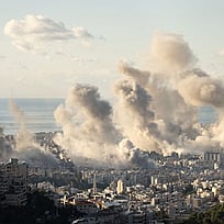 Hjälparbetare i Libanon.