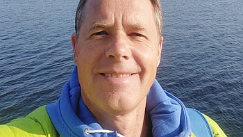 Jens, 60 år, har samlat in pengar till människor på flykt.