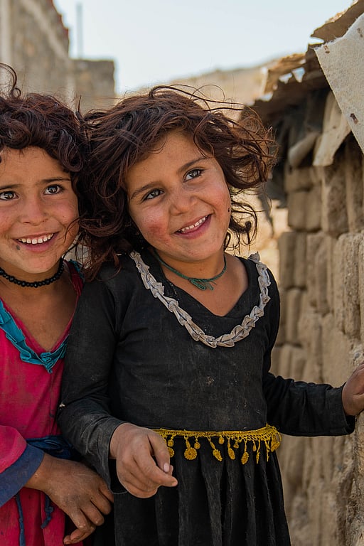 Två flickor i Afghanistan.