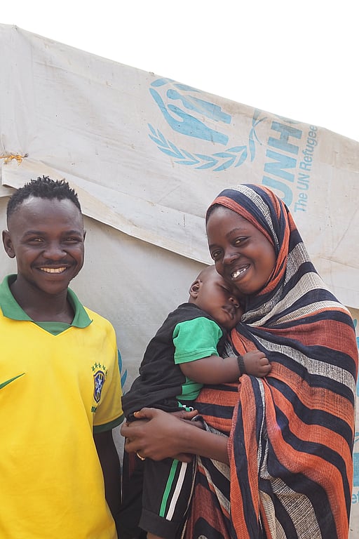 En sudanesisk familj som flytt undan kriget.