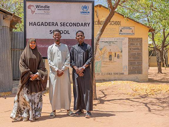 Tre lärare i Dadaab-lägret i Kenya.
