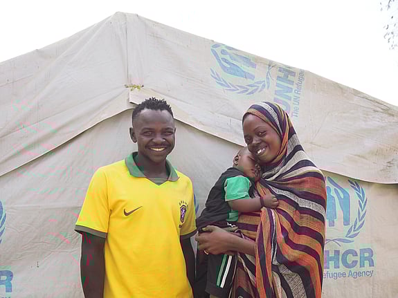 En sudanesisk familj som flytt undan kriget.