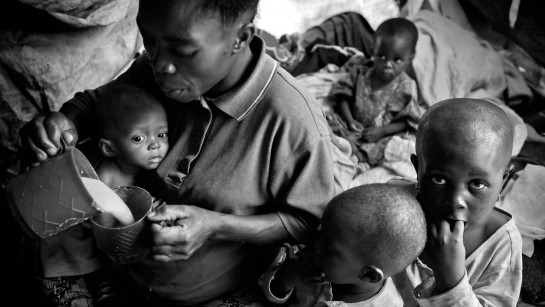 Miljoner människor i Afrika lider av akut hunger.