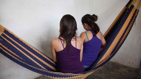 Systrarna har flytt från sexslaveri, våldtäkt och misshandel i Honduras. Systrarna har flytt från sexslaveri, våldtäkt och misshandel i Honduras. 