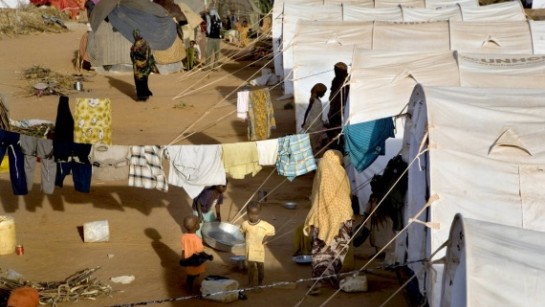 UNHCR kämpar med att hjälpa tusentals nyanlända flyktingar från Somalia som behöver tak över huvudet, mat och sjukvård. 