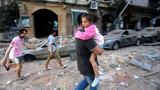 En liten flicka har skadats i explosionen i Beirut, Libanon.